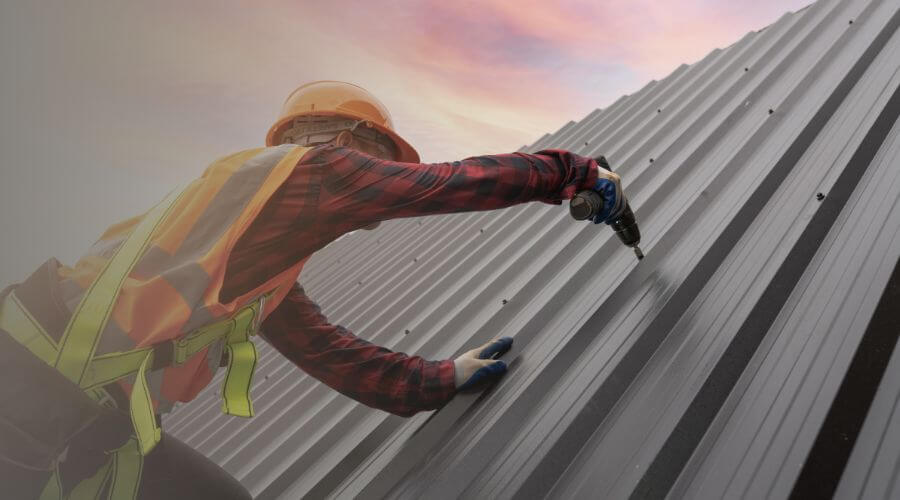 Professional gutter cleaning in Litchfield, CA